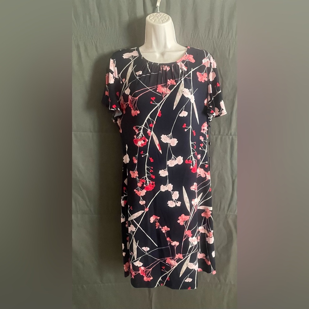 (12) NWT women's floral dress Tommy Hilfiger (10) MSRP $99